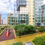 City Stay Tallinn Apartment With Seaview